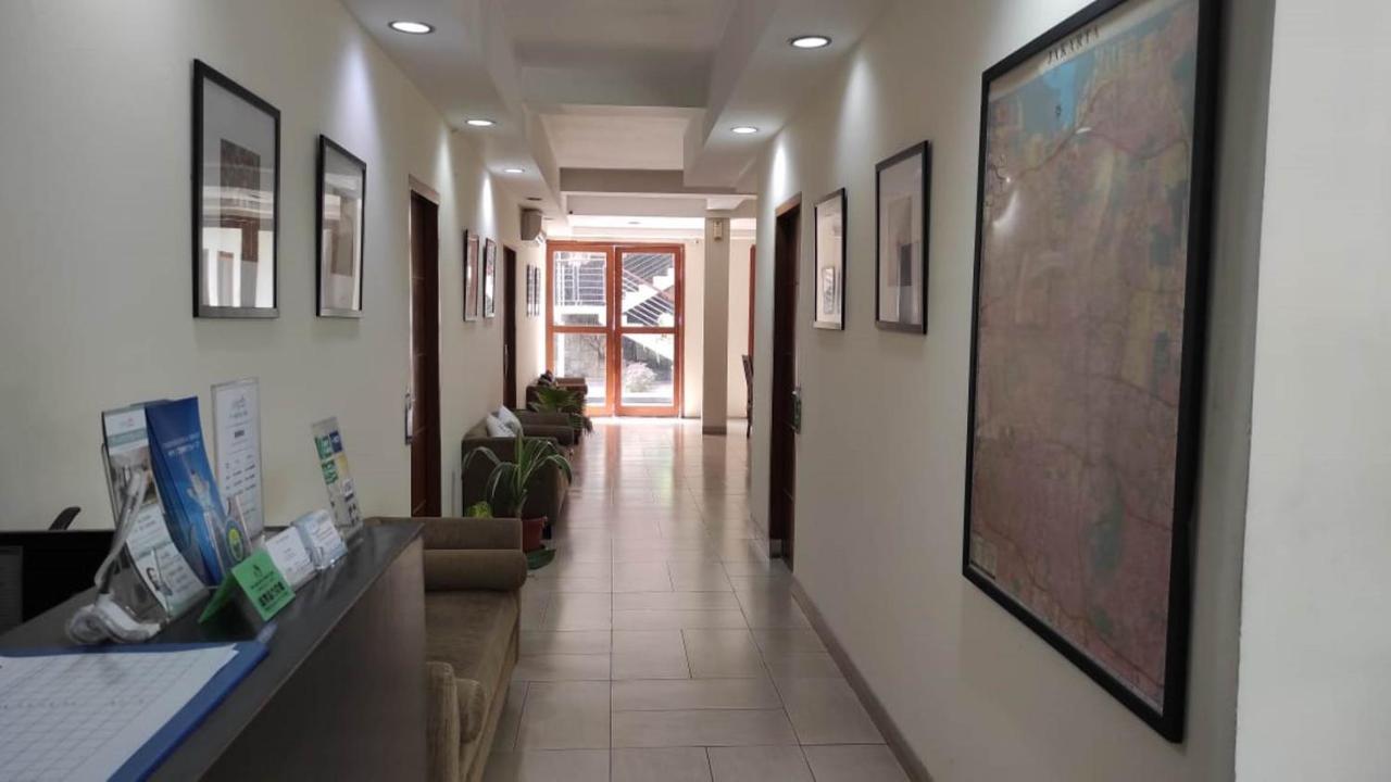Jambuluwuk Residence Blok M Джакарта Екстериор снимка